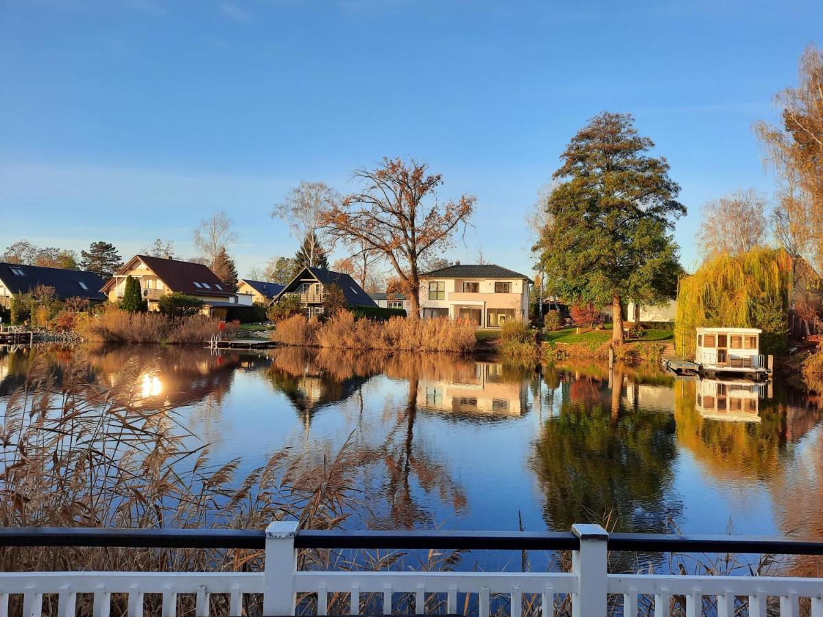 Ferienhaus Mit Wasserterrasse - Mit Sauna Und Kamin - Inklusive Nebenkosten Wendisch Rietz Luaran gambar